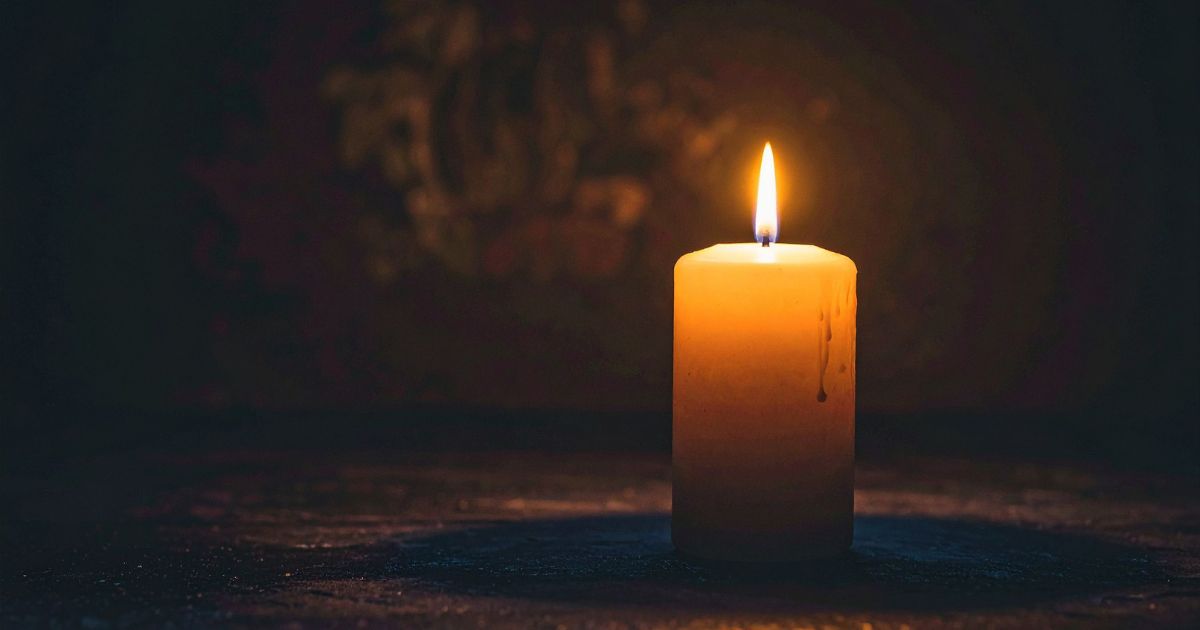Read more about the article When the Lights Go Out – The Trouble with the term “Lightworker”